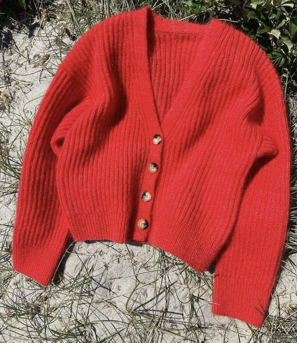 Agnete Cardigan Anleitung - PetiteKnit