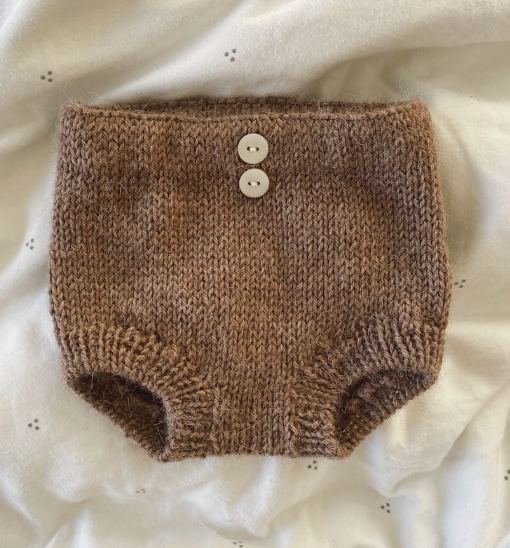 Elinors Windelhose Anleitung - PetiteKnit