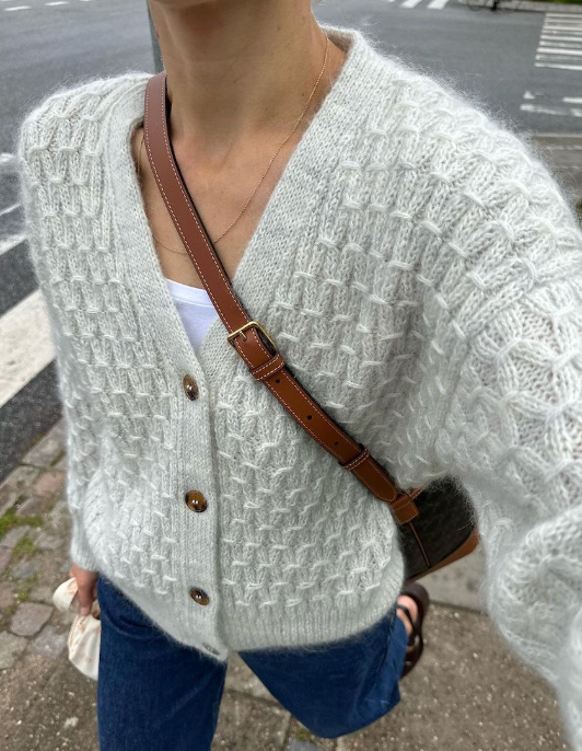 Jenny Jacket V-Neck Anleitung - PetiteKnit