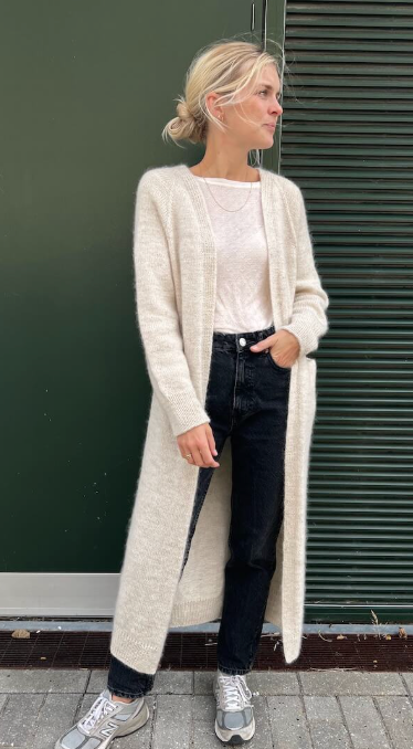 Keine Schnickschnack Strickjacke Anleitung - PetiteKnit