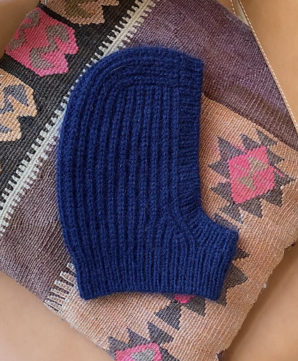 November Balaklava Anleitung - PetiteKnit