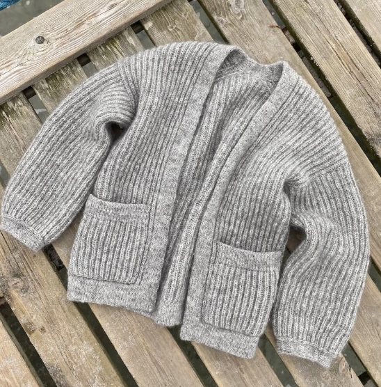 November Jacke Anleitung - PetiteKnit