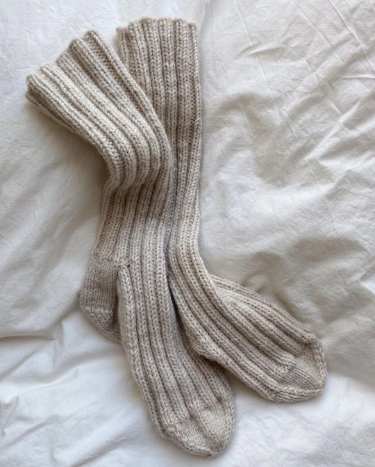 Sunday Socks Anleitung - PetiteKnit