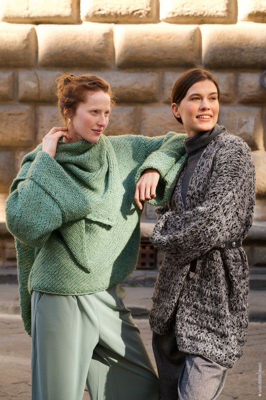 Diagonal-Gestrickter Pullover Lucciola (Nera)