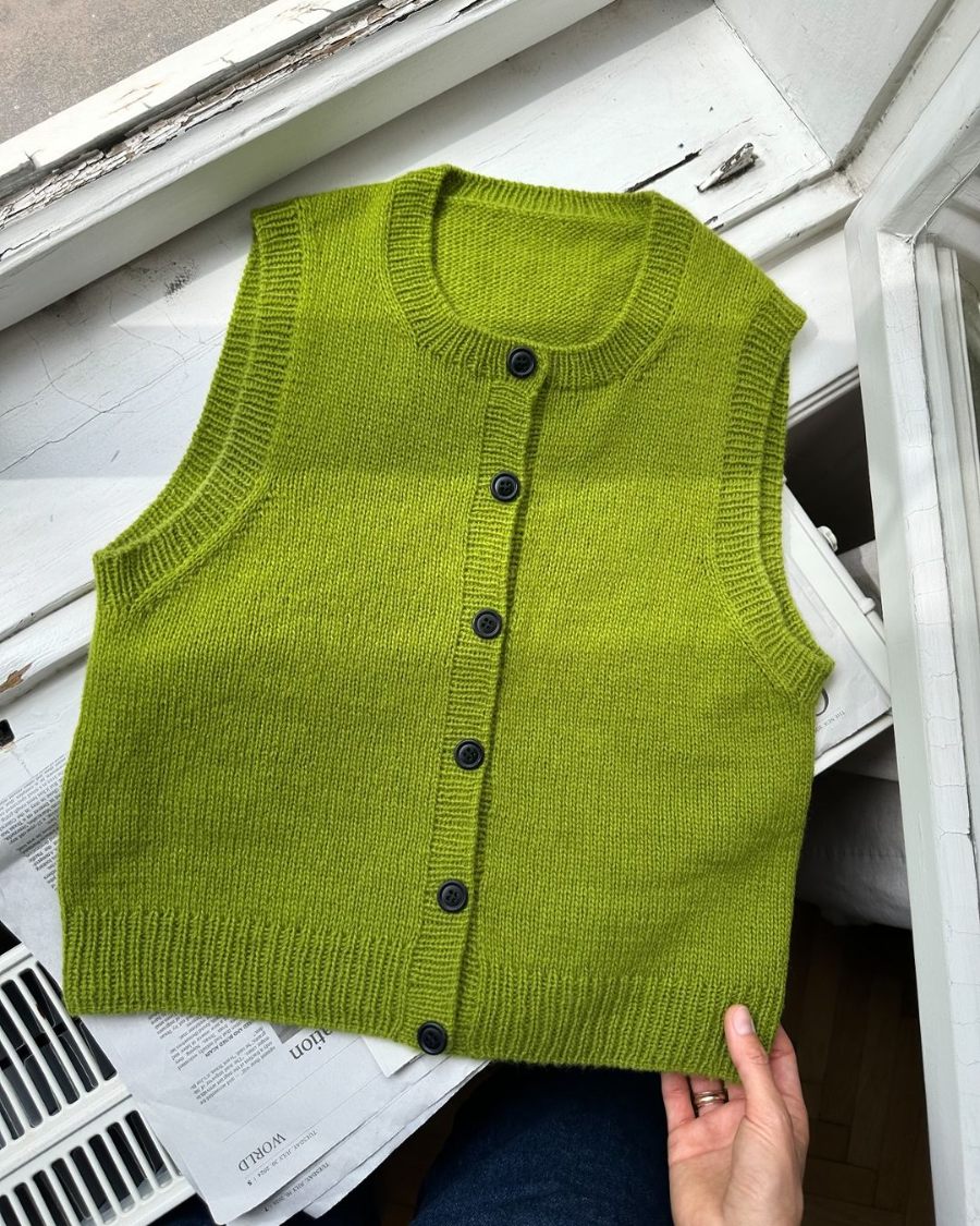 Maggie Vest Strickpaket - Cool Wool Big