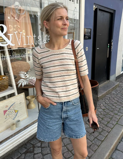 Amelie Tee Anleitung Junior- PetiteKnit