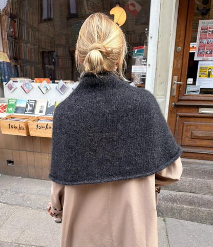 Ivy Cape Anleitung - Petiteknit
