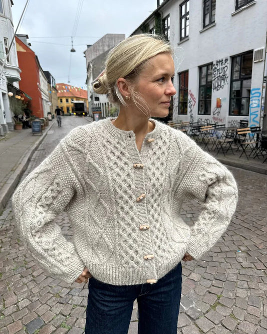 Dagmar Jacket Anleitung - PetiteKnit