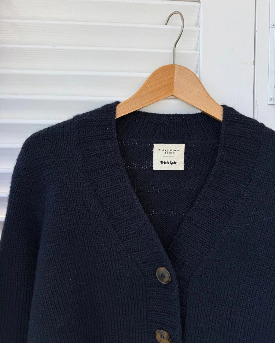 Eva Cardigan Strickpaket - Cool Wool Big