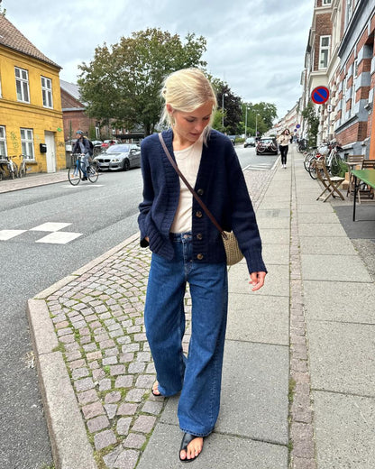 Eva Cardigan Strickpaket - Cool Wool Big