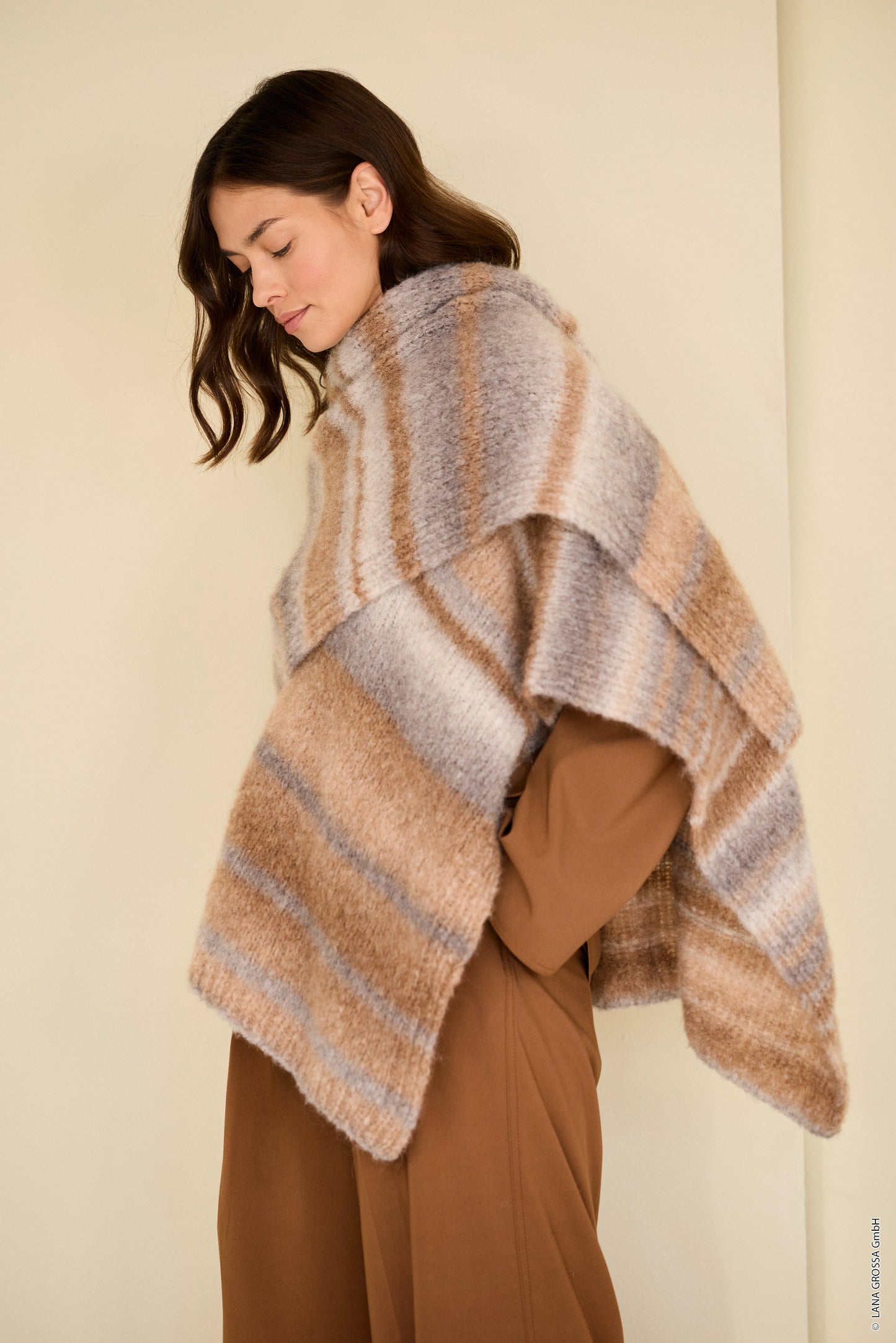 Poncho Gigante (Lookbook 19)
