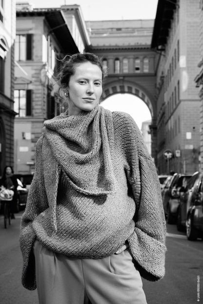 Diagonal-Gestrickter Pullover Lucciola (Nera)