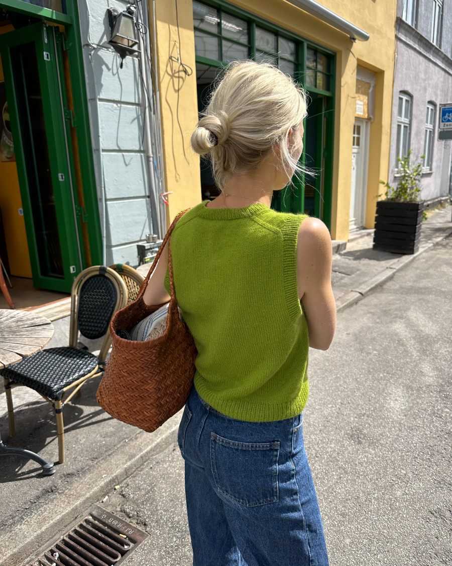 Maggie Vest Anleitung - PetiteKnit