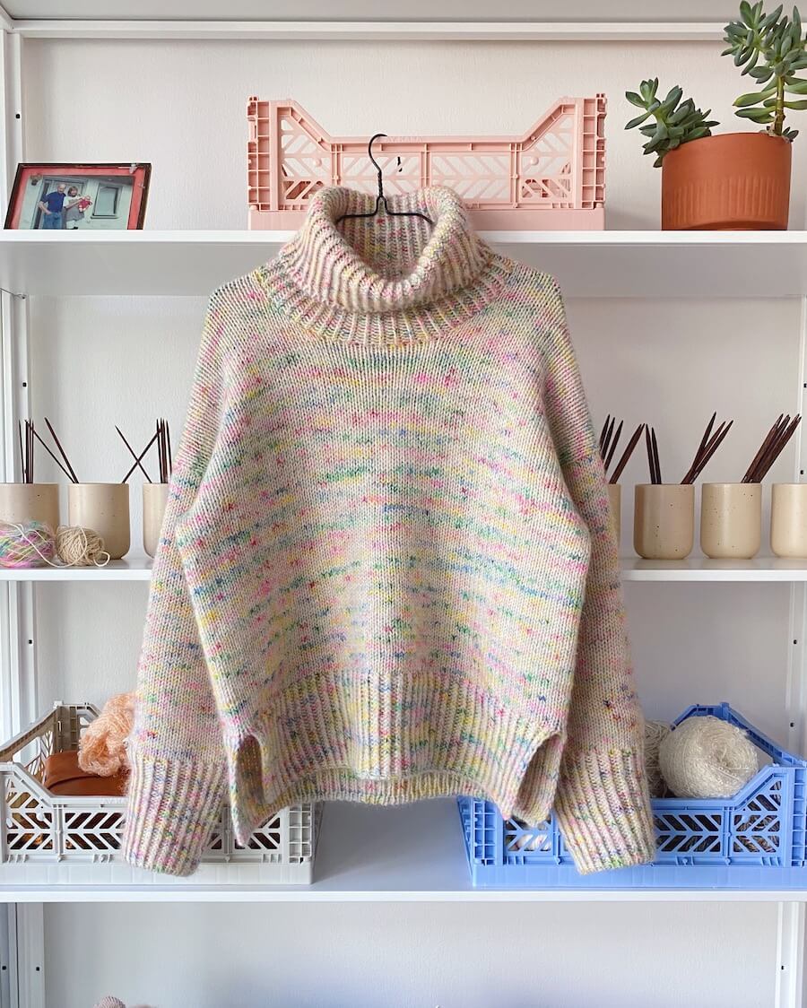 Wednesday Sweater Strickpaket - Landlust Softtweed 90